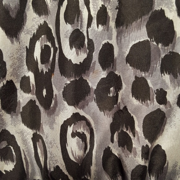 Vintage 80's/90's Grey Leopard Silk Bomber Jacket - Picture 8 of 8